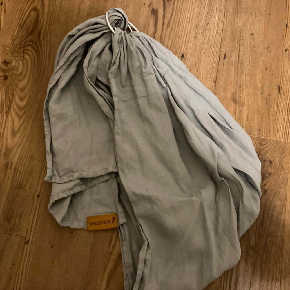 EUC wildbird ring sling